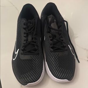 Nike Vapor Black and White Running Shoes